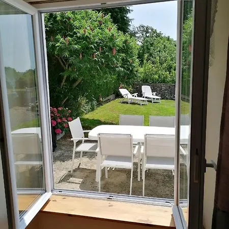 Maison De Charme A Sur Sienne Avec Jardin Clos