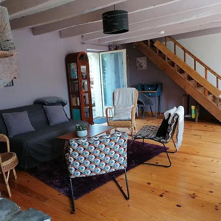 Maison De Charme A Sur Sienne Avec Jardin Clos Feriehus *